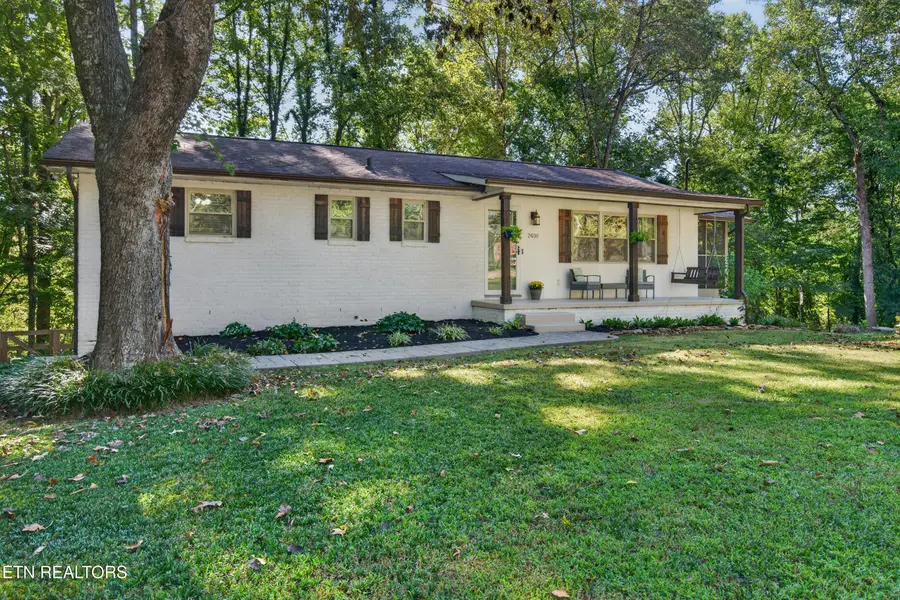2408 Alberta Drive, Knoxville, TN 37920 - #2