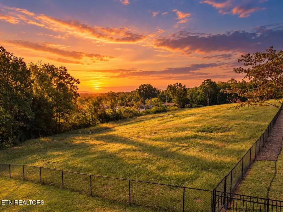 1636 Leconte Rd, Knoxville, TN 37914 - #2