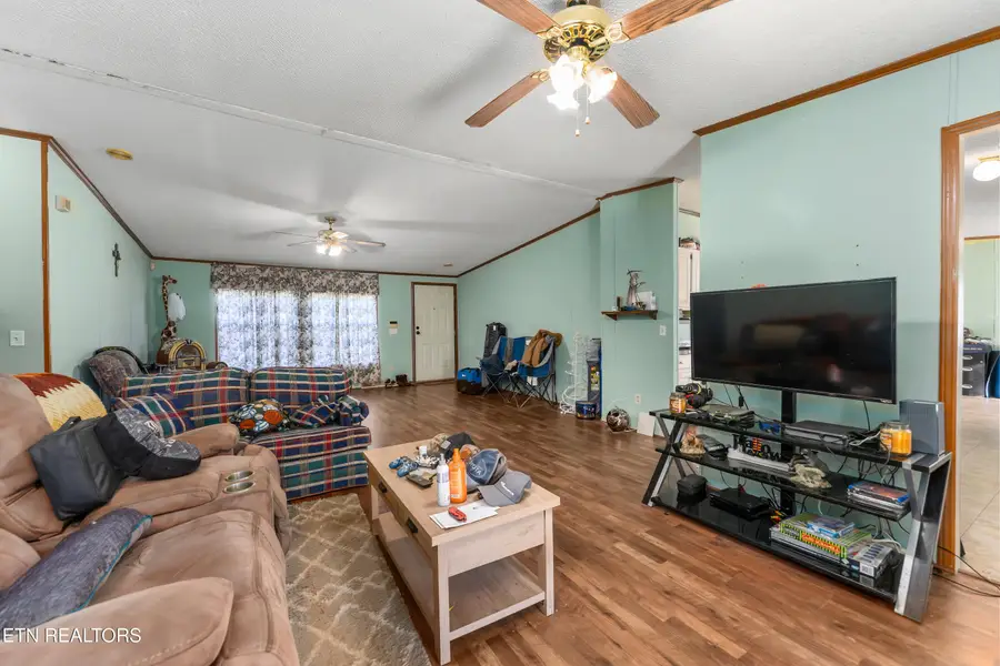 3319 Morgan County Hwy, Wartburg, TN 37887 - #3