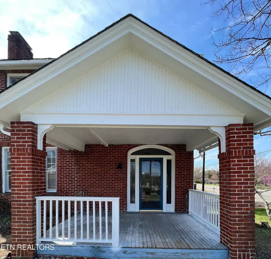 3903 Woodlawn Pike, Knoxville, TN 37920 - #2