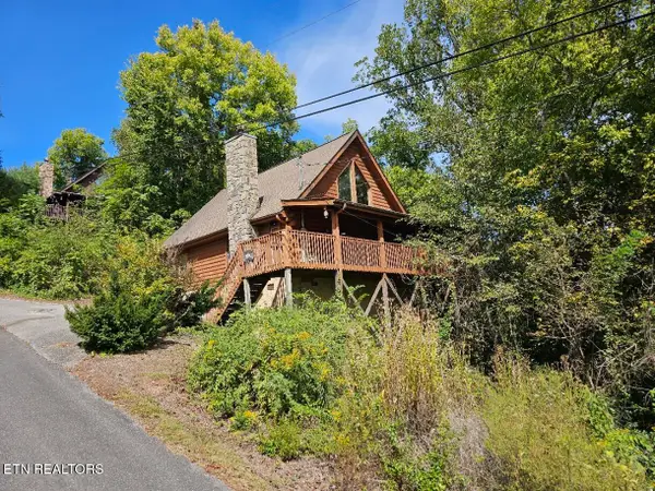2205 Eagle Feather Drive, Sevierville, TN 37876