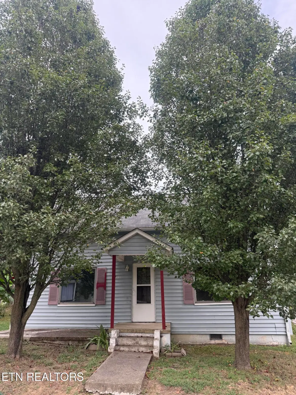 711 Washington Ave, Etowah, TN 37331 - #1