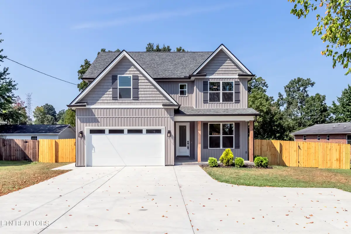 2067 Cecil Johnson Rd, Knoxville, TN 37921 - #1