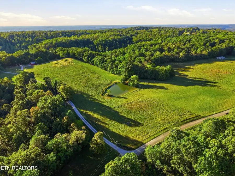 7977 White Oak Flatt Rd, Sparta, TN 38583 - #3