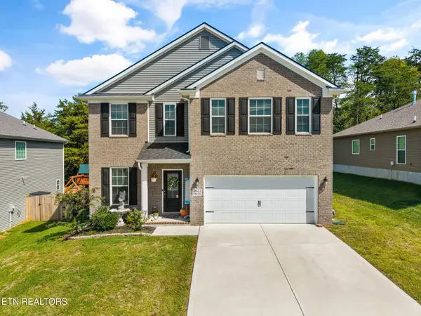 3627 Crimson Circle, Maryville, TN 37801