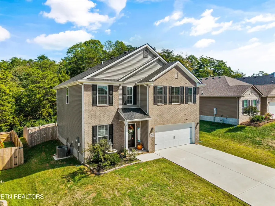 3627 Crimson Circle, Maryville, TN 37801 - #2