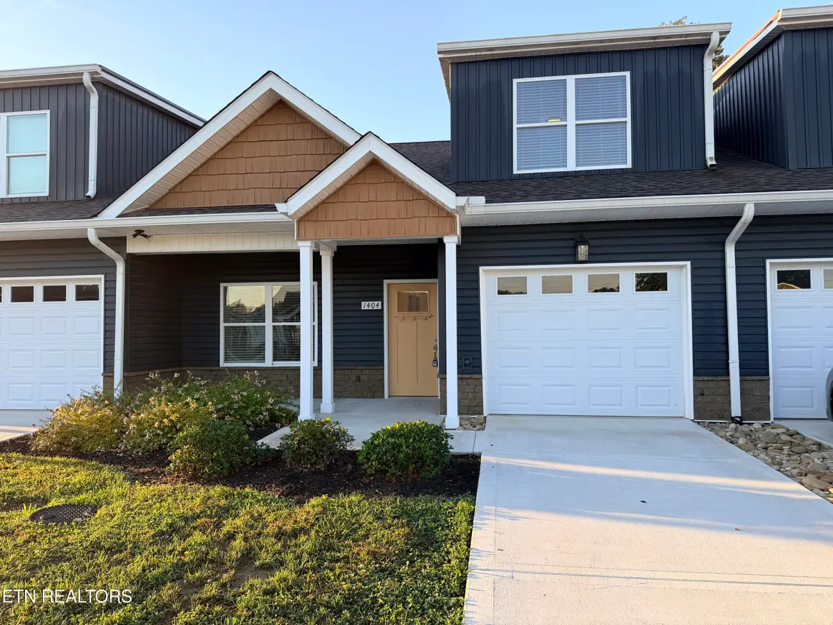 1404 Summer Meadow Drive, Powell, TN 37849 - #1