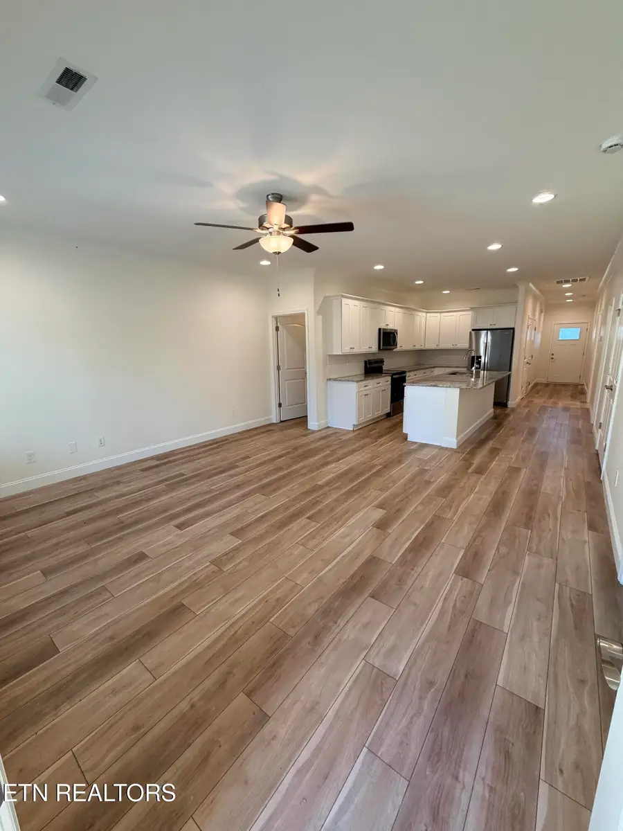 1404 Summer Meadow Drive, Powell, TN 37849 - #3