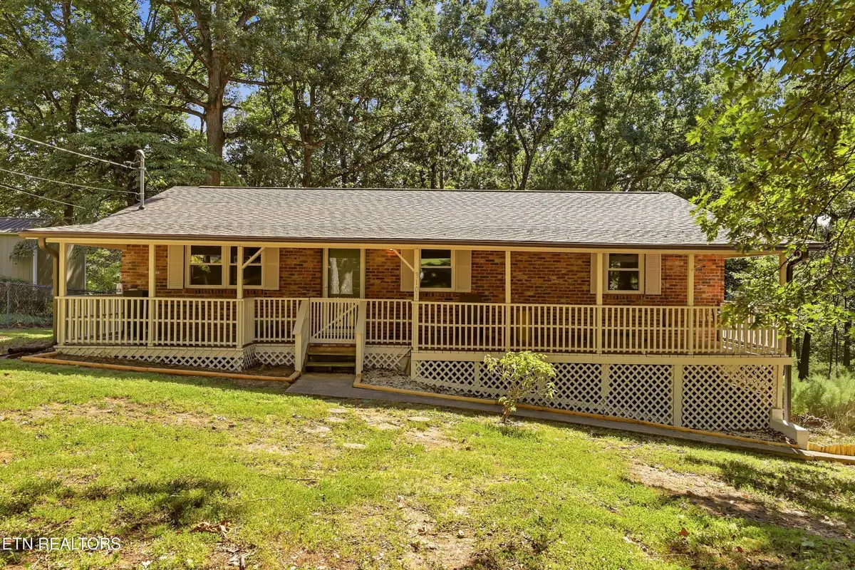 3101 Forest Heights Circle, Lenoir City, TN 37772 - #1