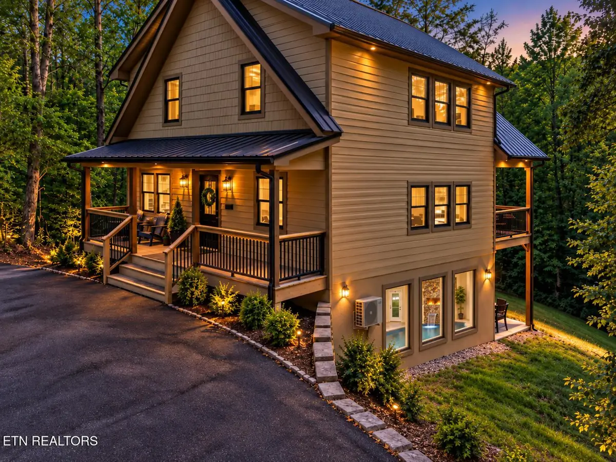 663 Lloyd Huskey Rd, Pigeon Forge, TN 37863 - #1