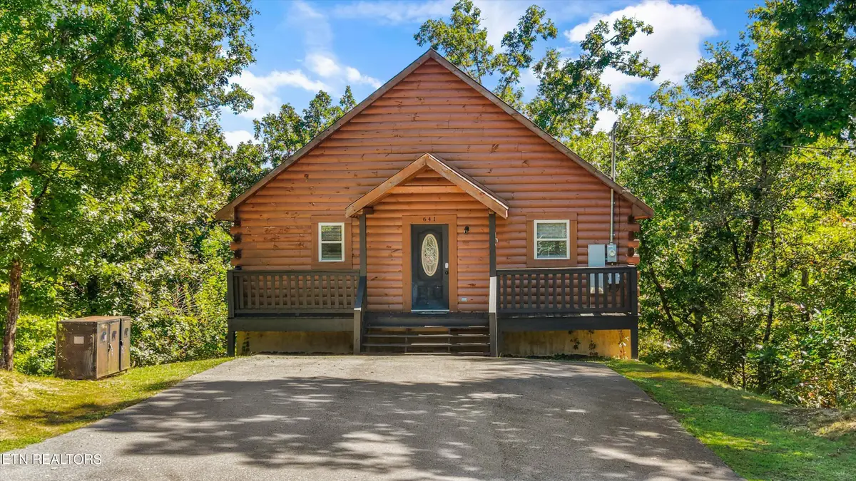 641 Country Oaks Drive, Pigeon Forge, TN 37863 - #1