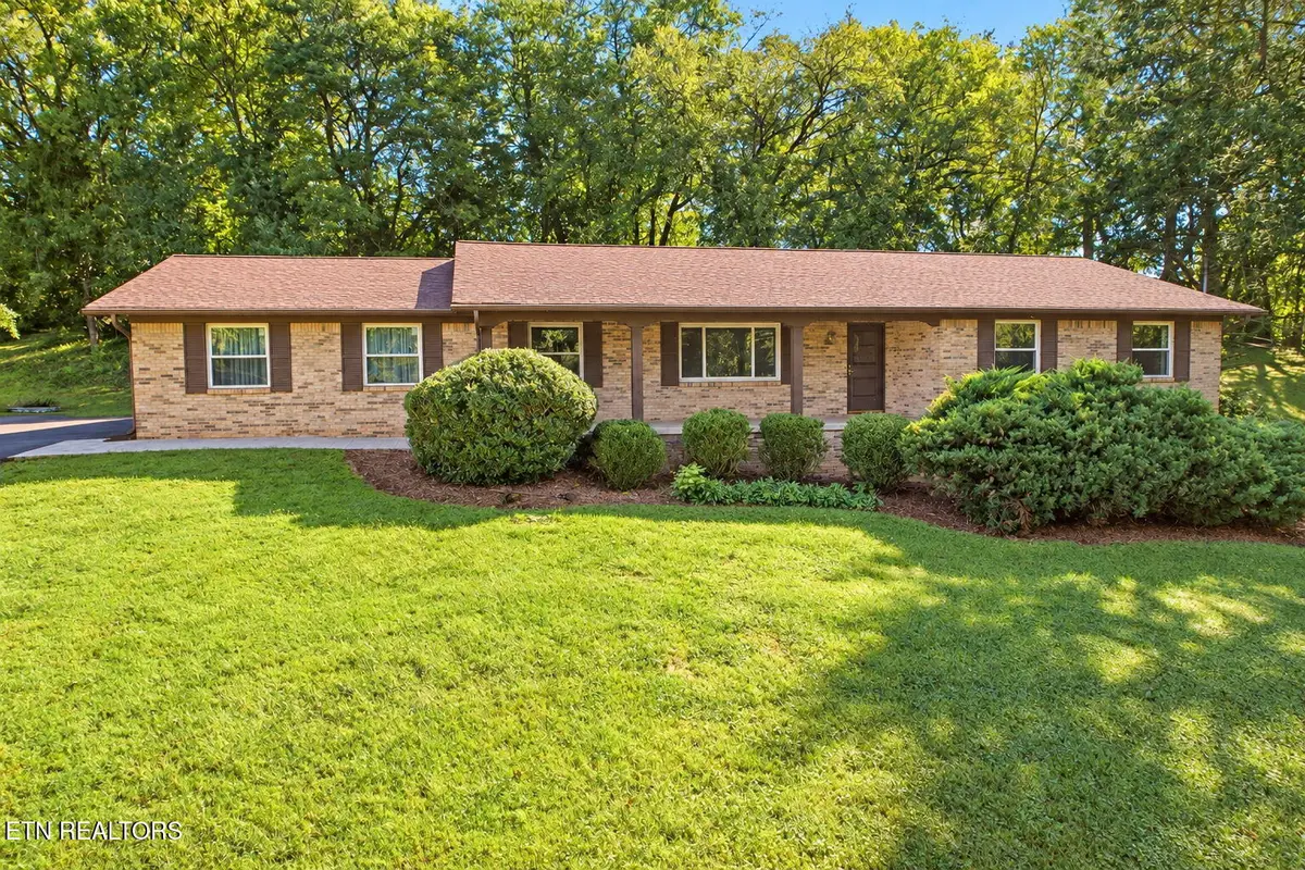 5704 Crestwood Drive, Knoxville, TN 37914 - #1