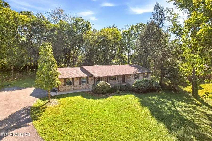 5704 Crestwood Drive, Knoxville, TN 37914 - #3