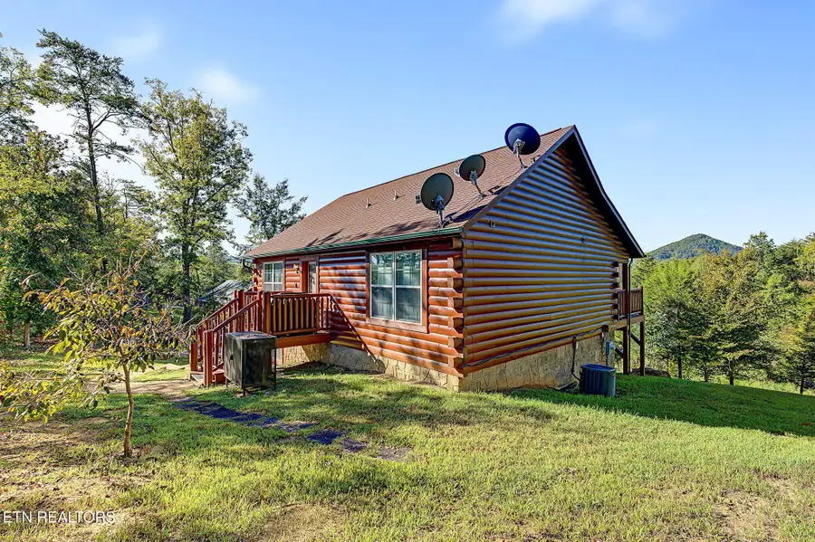 670 Magic Kingdom Lane, Sevierville, TN 37876 - #2