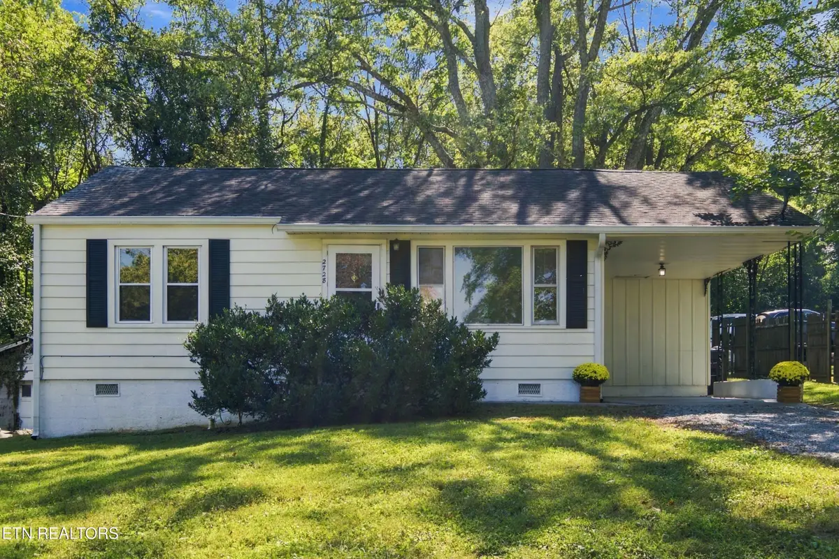 2728 Forestdale Ave, Knoxville, TN 37917 - #1