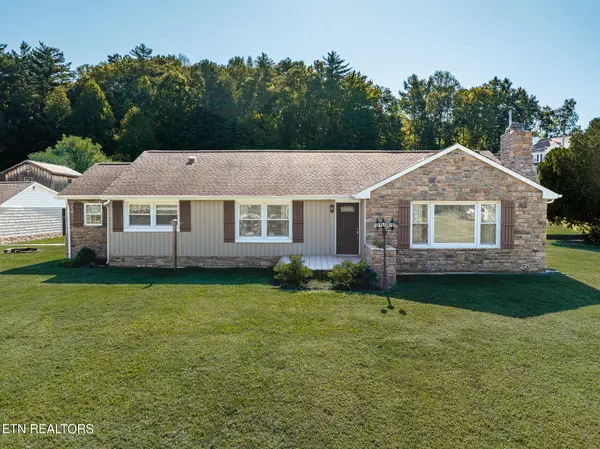 121 Shady Rd, Oliver Springs, TN 37840