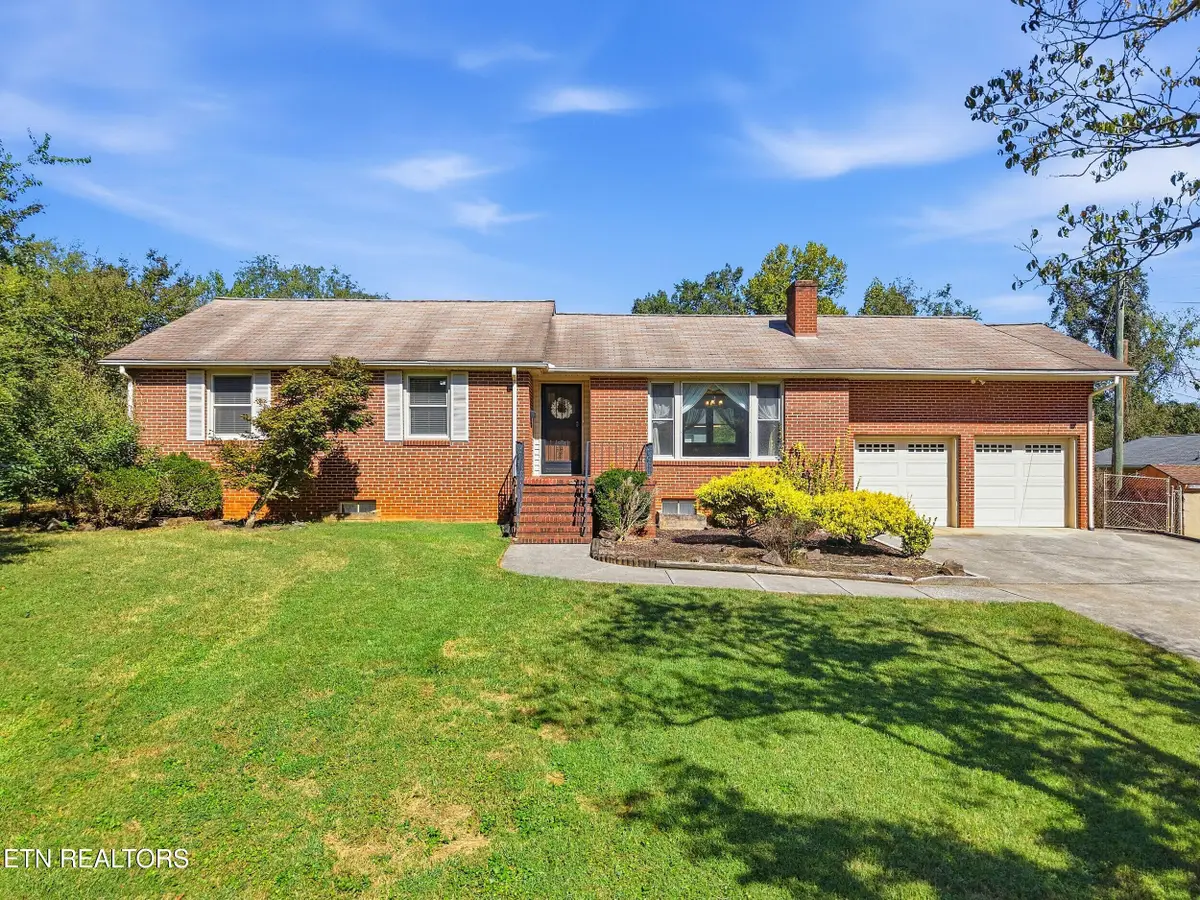 3817 Riverview Drive, Knoxville, TN 37914 - #1