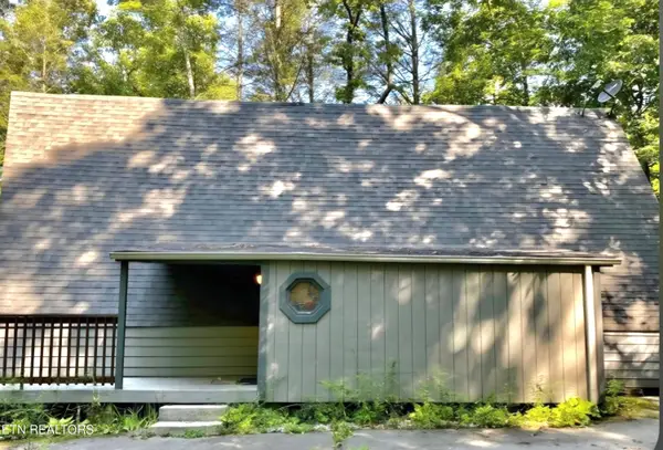 704 SE Selma Lane, Gatlinburg, TN 37738