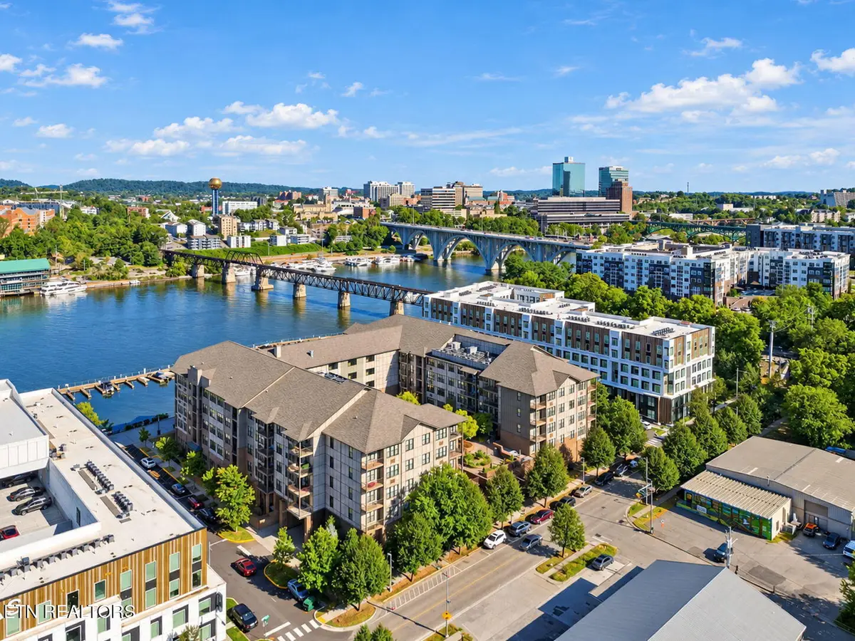 445 W Blount Ave #108, Knoxville, TN 37920 - #1