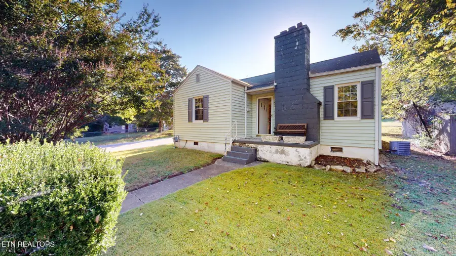820 Oglewood Ave, Knoxville, TN 37917 - #2
