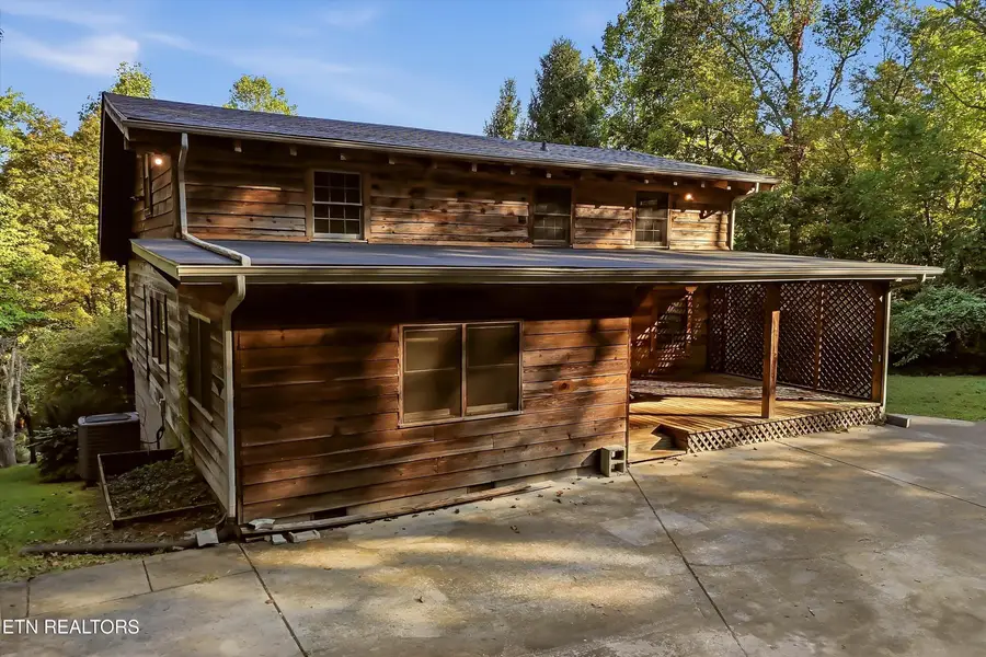 1027 N Sequoyah Drive, Friendsville, TN 37737 - #2