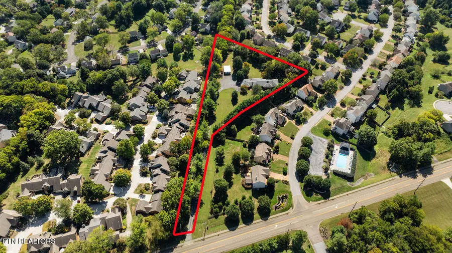 9000 Westland Drive, Knoxville, TN 37922 - #3