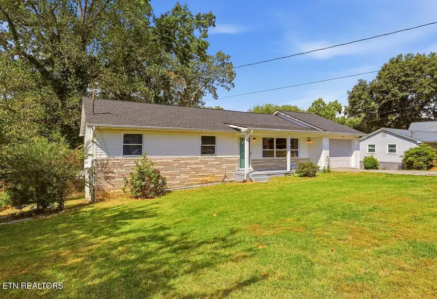 1009 Oaklett Drive, Knoxville, TN 37912 - #3