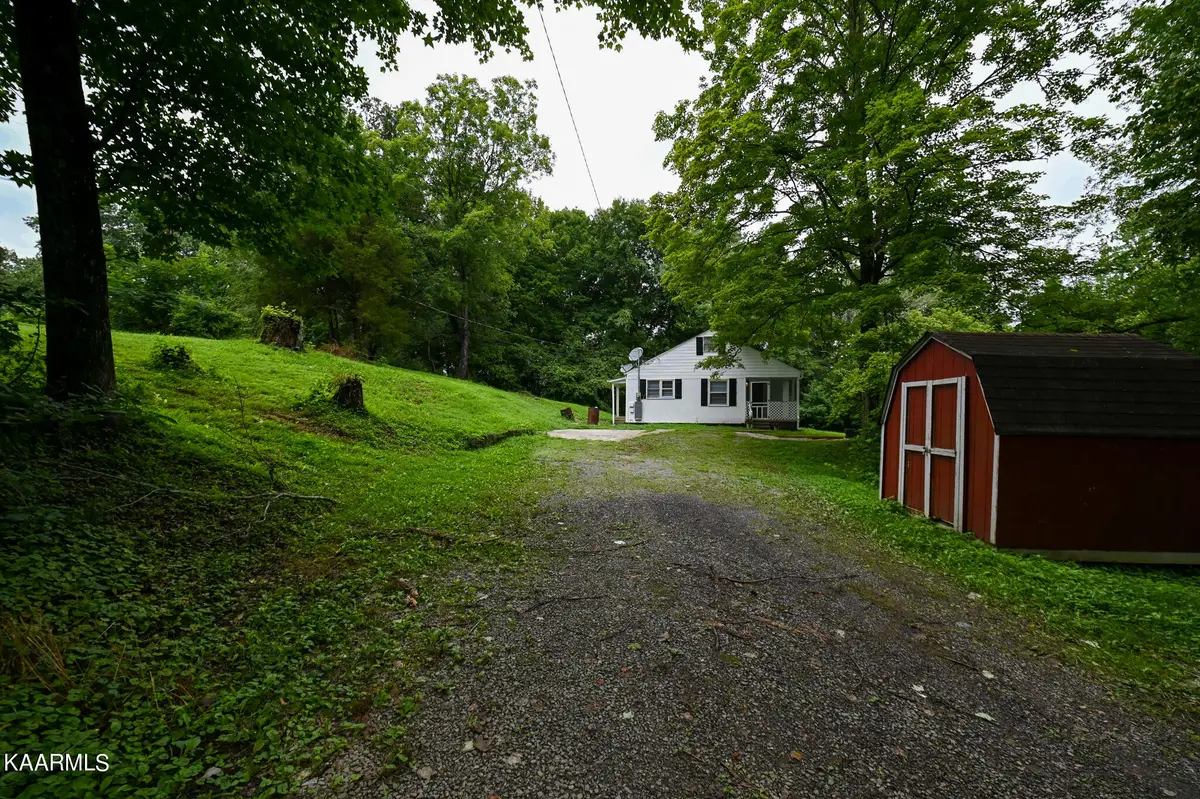 8905 Childress Rd, Powell, TN 37849 - #1