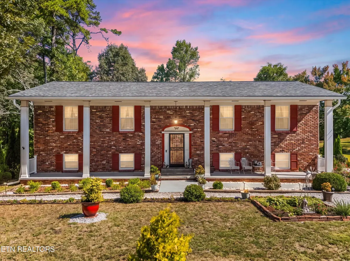 212 Cogdill Rd, Knoxville, TN 37922 - #1