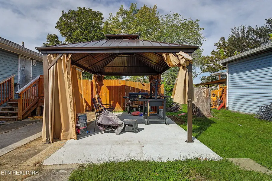 109 Marquette Rd, Oak Ridge, TN 37830 - #2