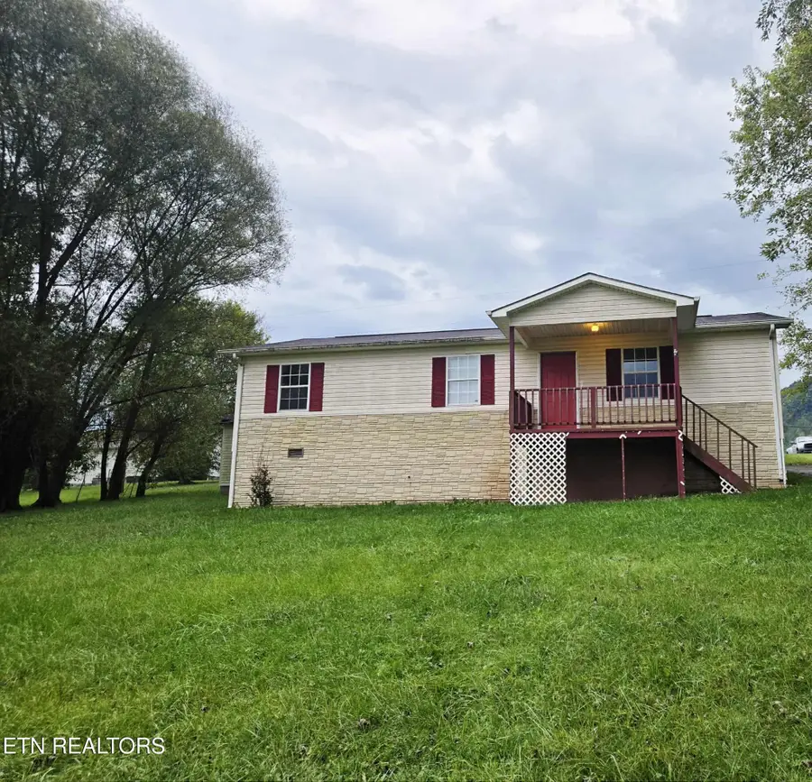 141 Mattie Lane, Tazewell, TN 37879 - #2