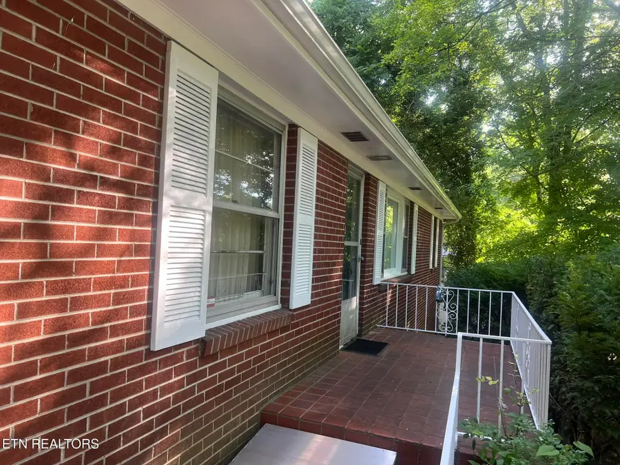 504 Hayworth Drive, Knoxville, TN 37920 - #3