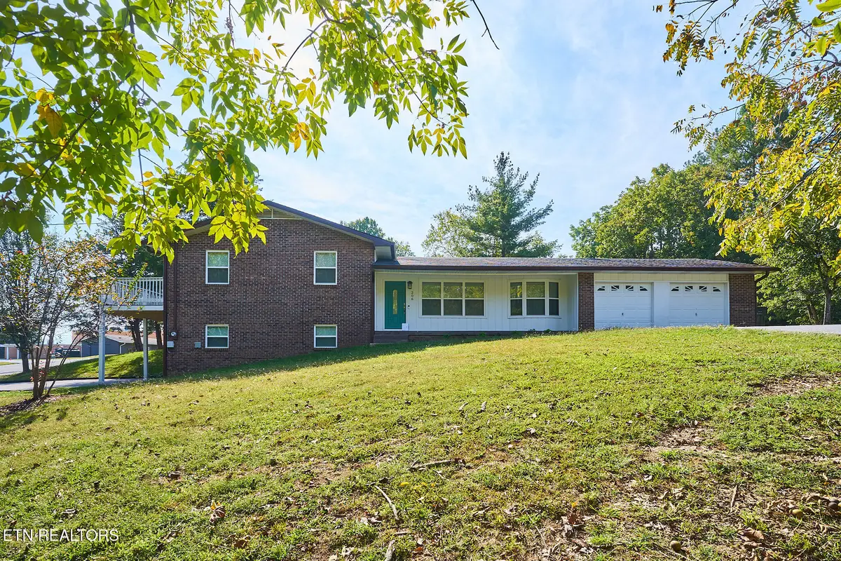 206 Alexanderia St, Sevierville, TN 37862 - #1