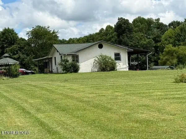 139 S Sycamore Lane, Crossville, TN 38572