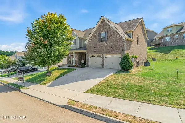 10862 Laurel Glade Lane, Knoxville, TN 37932