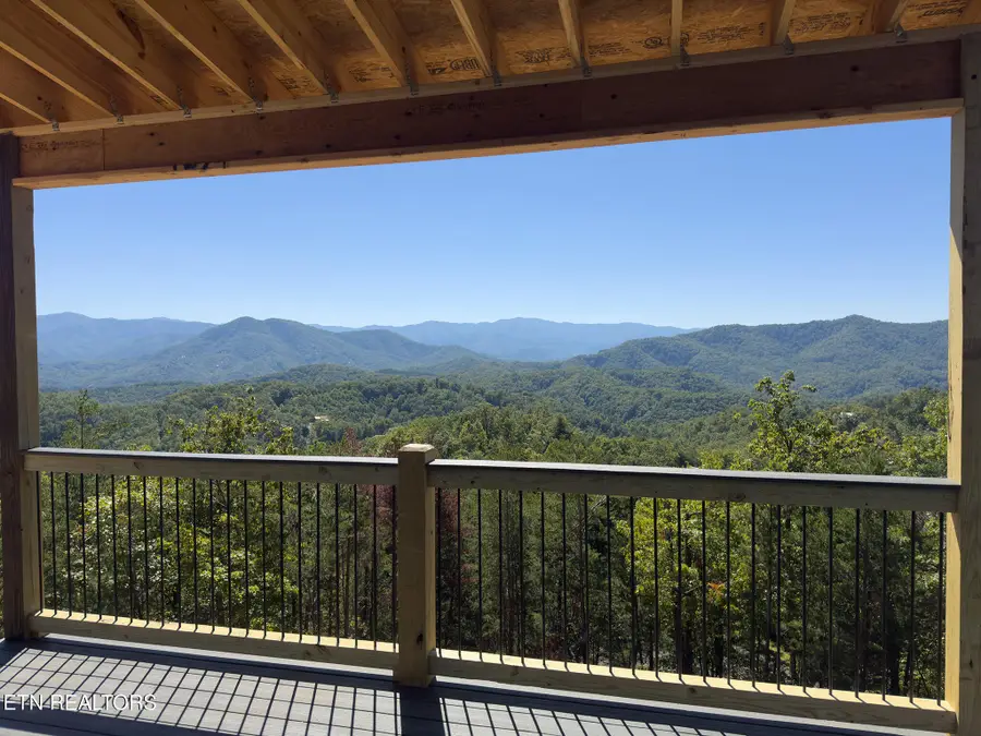 4533 Stackstone Rd, Sevierville, TN 37862 - #3