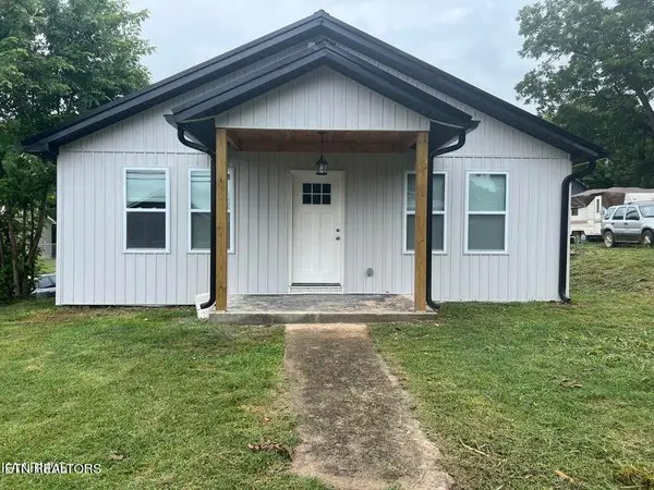 812 Monroe St, Sweetwater, TN 37874