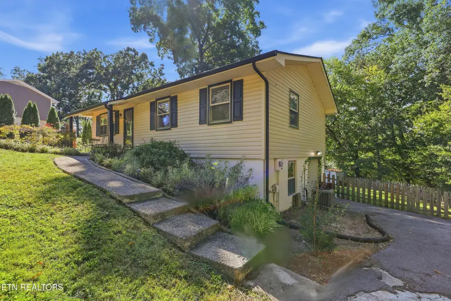 1403 Northshire Lane, Knoxville, TN 37922 - #2