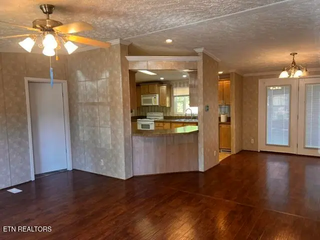 134 Hollow Lane, Caryville, TN 37714 - #2