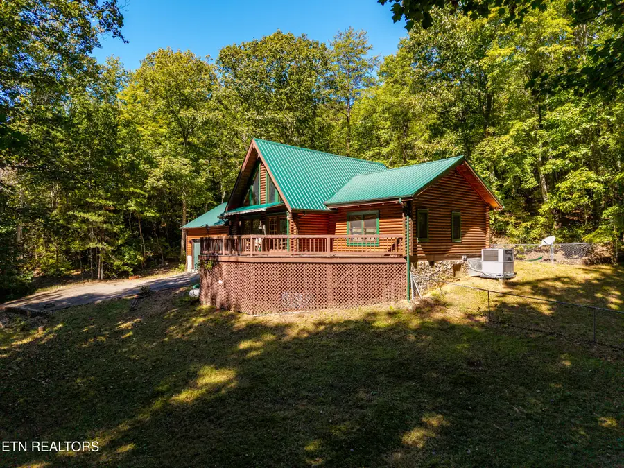 421 Smithfield Rd, Tellico Plains, TN 37385 - #2