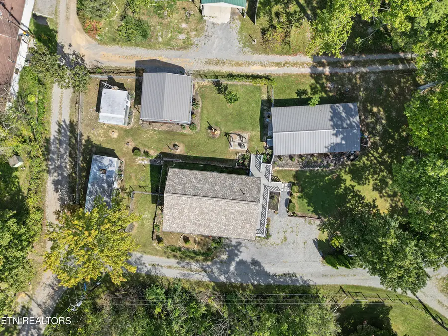 6060 S Circle Drive, Tallassee, TN 37878 - #2
