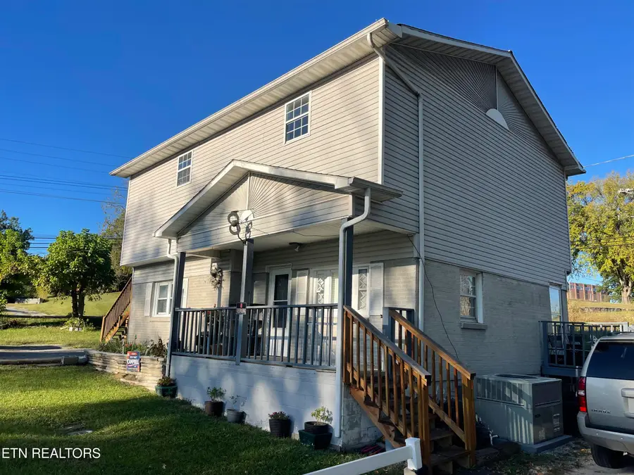 1201 Smith St, Tazewell, TN 37879 - #3