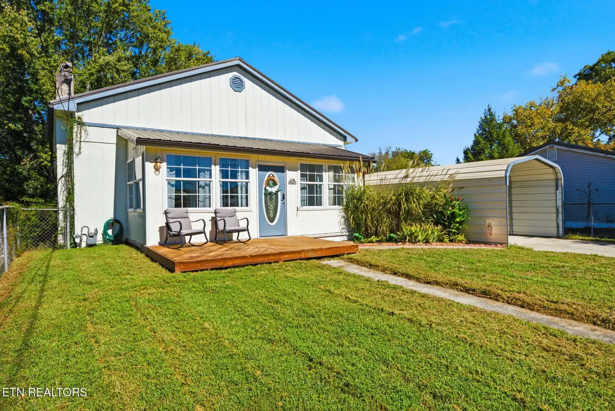 430 Browder Circle, Oliver Springs, TN 37840 - #1