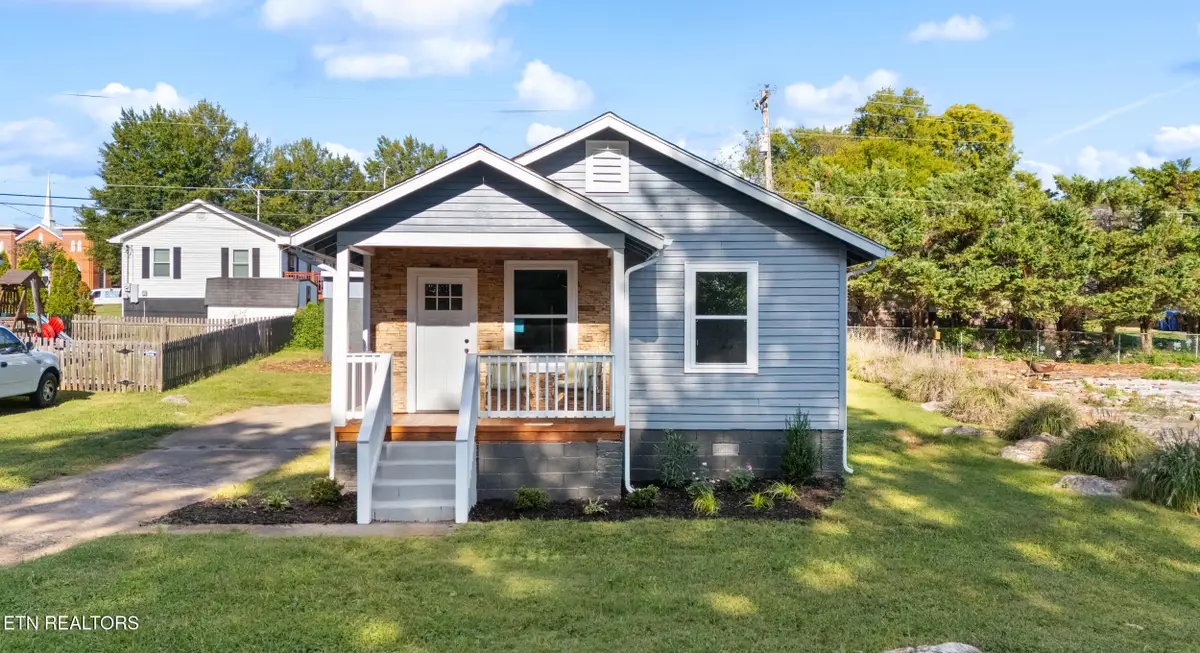 135 Volta St, Alcoa, TN 37701 - #1