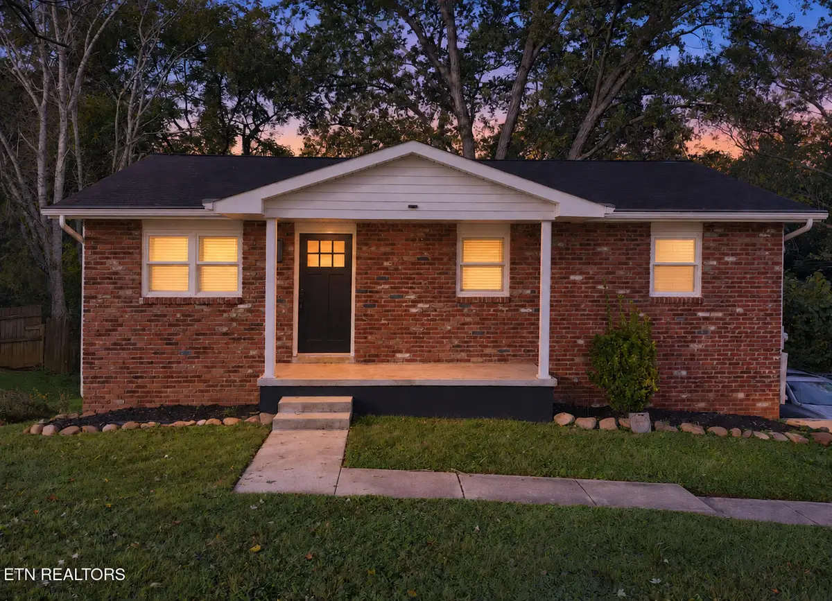 5819 Wilkerson Rd, Knoxville, TN 37912 - #1