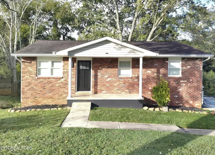 5819 Wilkerson Rd, Knoxville, TN 37912 - #2