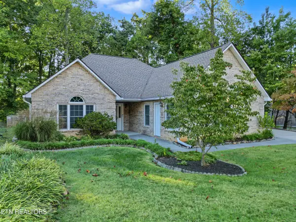 937 Saint Johns Drive, Maryville, TN 37801