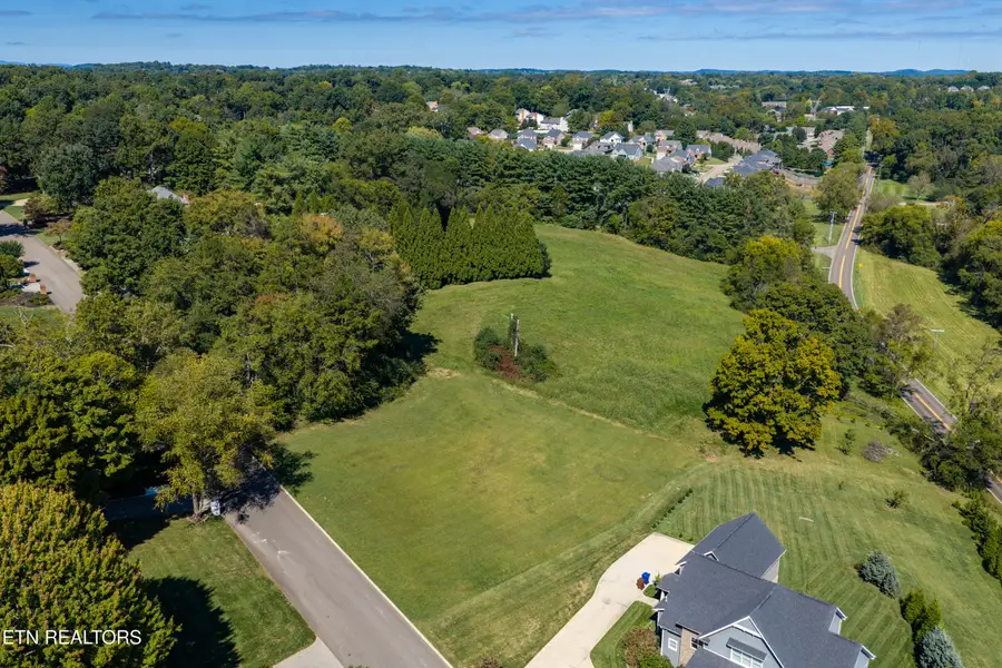 1712 Kensington Drive, Knoxville, TN 37922 - #3