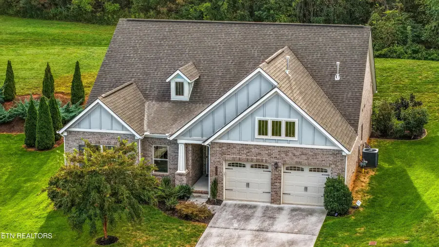 10720 Hunters Knoll Lane, Knoxville, TN 37932 - #2