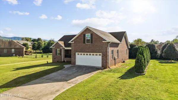 364 Lee Lambert Rd, Maryville, TN 37803